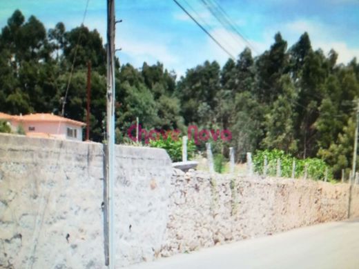 أرض ﻓﻲ فيلا نوا دغايا
, Vila Nova de Gaia