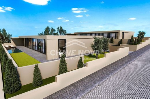 Luxury home in Santa Maria da Feira, Aveiro