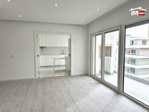 Apartment / Etagenwohnung in Montijo, Distrito de Setúbal