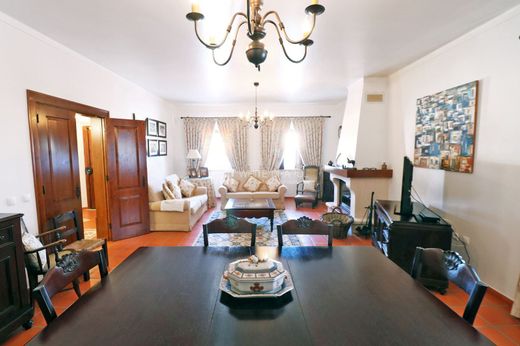 منزل ﻓﻲ Benavente, Distrito de Santarém