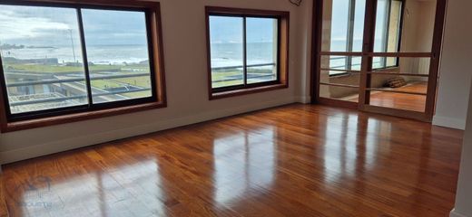 Apartment / Etagenwohnung in Matosinhos, Distrito do Porto