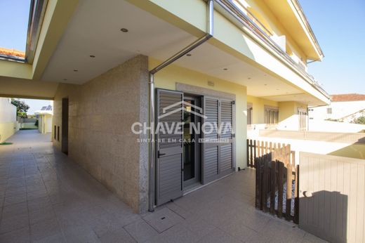 Luxe woning in Vila Nova de Gaia, Distrito do Porto