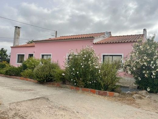 Rural or Farmhouse in Palmela, Distrito de Setúbal