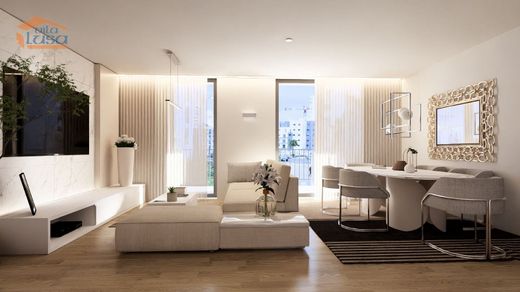 Apartment / Etagenwohnung in Silves, Distrito de Faro