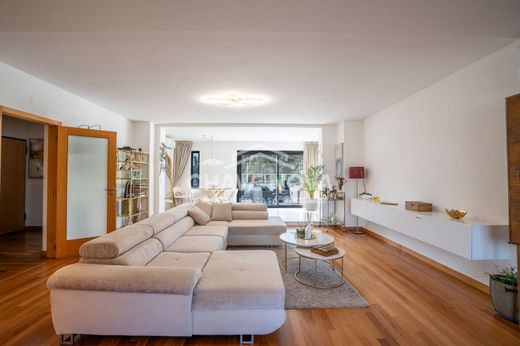 Valongo, Distrito do Portoのアパートメント