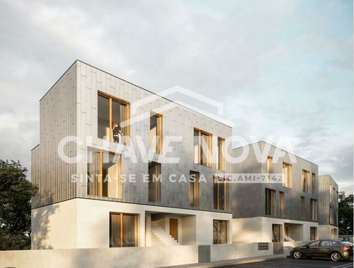 ‏קרקע ב  וילה נובה דה גאיה
, Vila Nova de Gaia