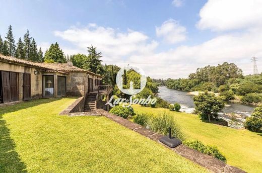 Rural or Farmhouse in Barcelos, Distrito de Braga