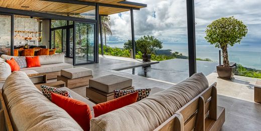 Luxury home in Uvita, Osa