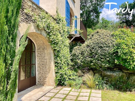 Βίλα σε Saint-Saturnin-lès-Apt, Vaucluse