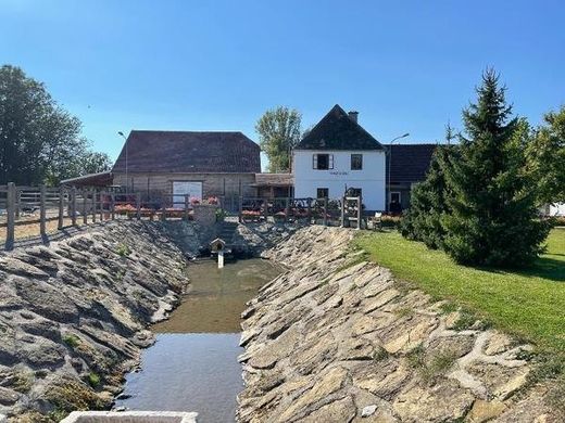 Luxury home in Ziersdorf, Politischer Bezirk Hollabrunn