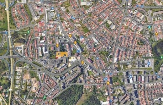 地皮  Maia, Distrito do Porto