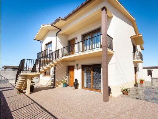 Villa Marinha das Ondas, Figueira da Foz