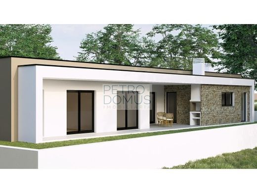 Villa a Marrazes, Leiria