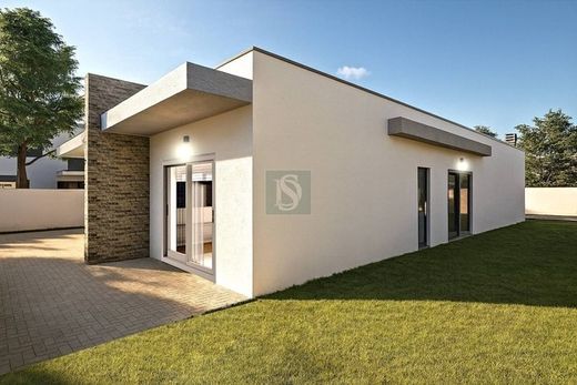 Villa in Fernao Ferro, Seixal