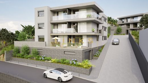 아파트 / Câmara de Lobos, Madeira