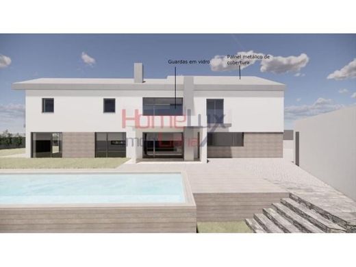 Villa in Repeses e São Salvador, Distrito de Viseu