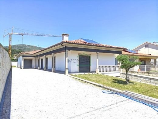 Villa a Vila Praia de Âncora, Caminha