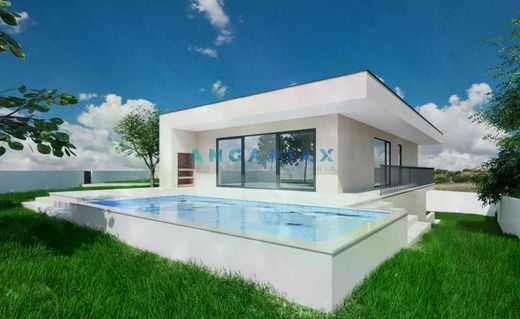 别墅  Nadadouro, Caldas da Rainha