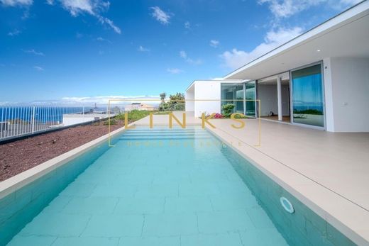 Villa in Calheta, Madeira