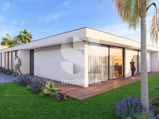 Villa in Póvoa de Varzim, Distrito do Porto