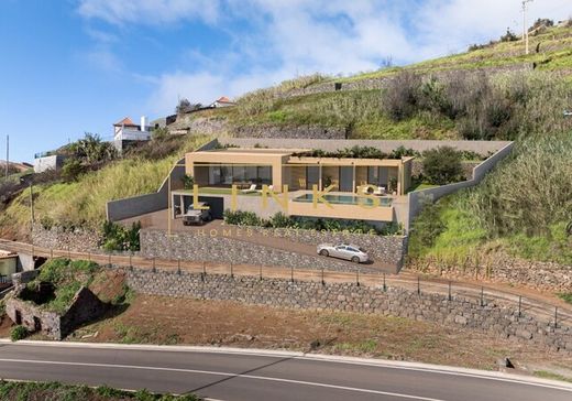 ﻓﻴﻼ ﻓﻲ Fajã da Ovelha, Calheta