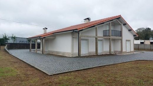 Villa a Amares, Distrito de Braga