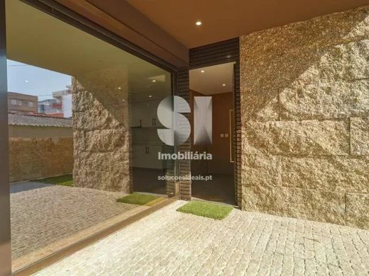 Villa a Aver-o-Mar, Póvoa de Varzim