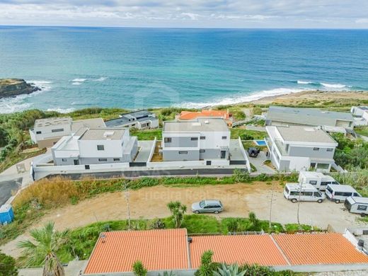 ‏קרקע ב  Santo Isidoro, Mafra