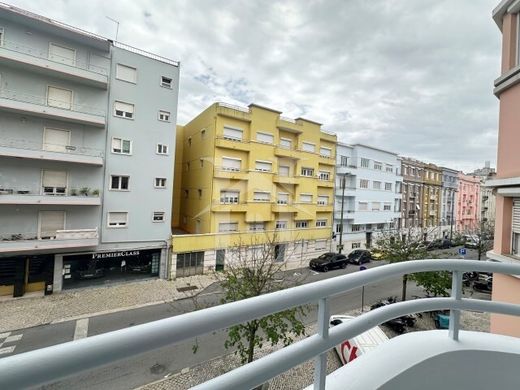 套间/公寓  Avenidas Novas, Lisbon