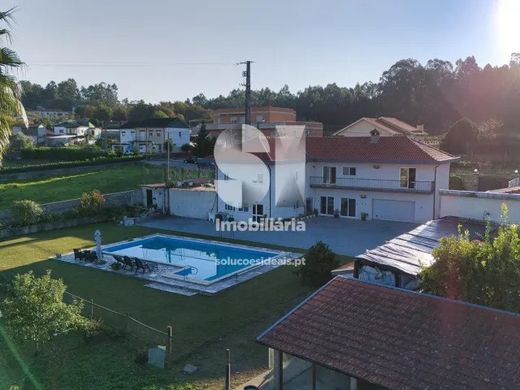Villa a Fonte Arcada, Penafiel