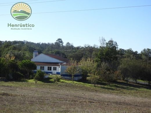 Bauernhof in São Francisco da Serra, Santiago do Cacém