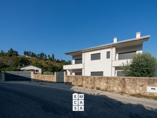 Villa a Arouca, Distrito de Aveiro