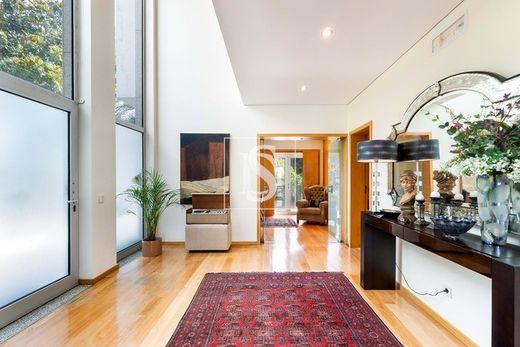 Willa w Santiago de Riba-Ul, Oliveira de Azeméis