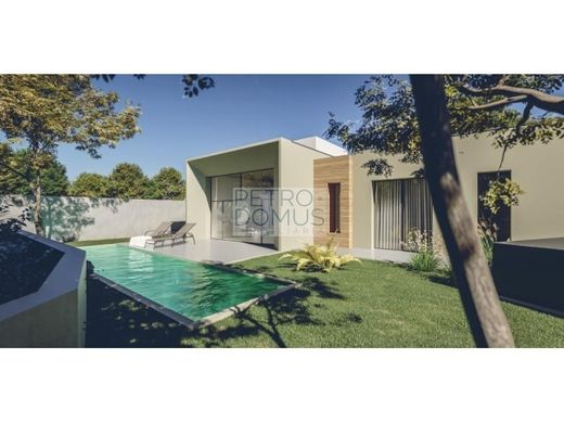 Villa in Leiria, Distrito de Leiria