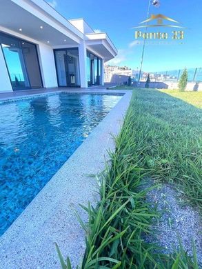 Água de Pena, Santa Cruzのヴィラ