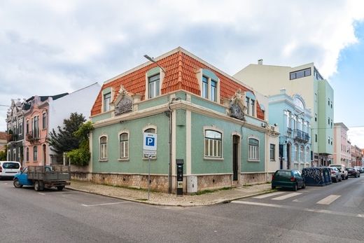 Residential complexes in Setúbal, Distrito de Setúbal