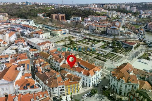 Residential complexes in Leiria, Distrito de Leiria
