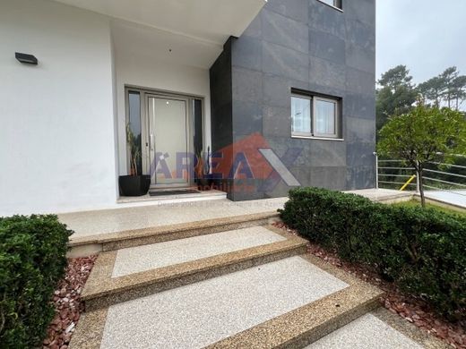 Villa in Oliveira de Azeméis, Aveiro