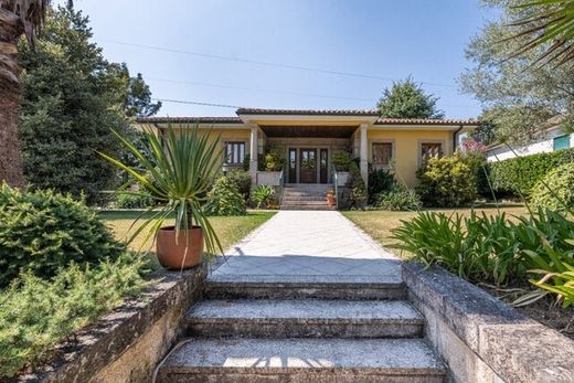 Verim, Póvoa de Lanhosoのヴィラ