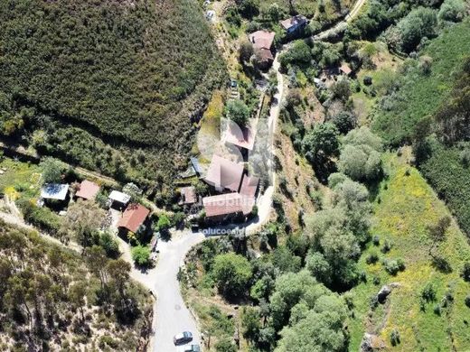 Finca en Figueiró dos Vinhos, Figueiró Dos Vinhos