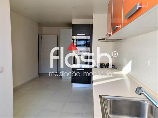 Appartement in Algés, Linda-a-Velha e Cruz Quebrada-Dafundo, Oeiras