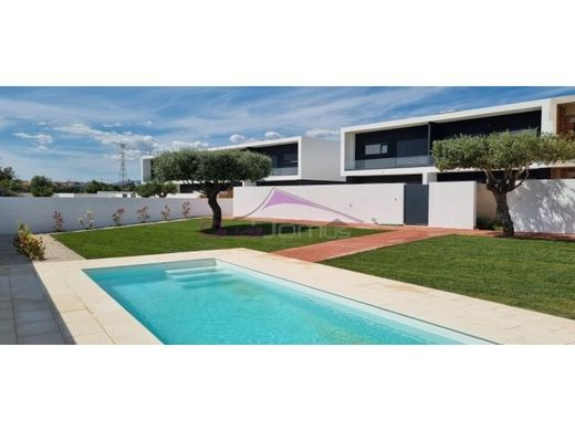 Villa in Entroncamento, Distrito de Santarém