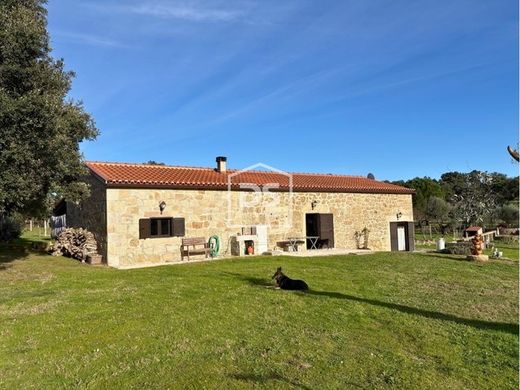 Ferme à Escalos de Cima, Castelo Branco