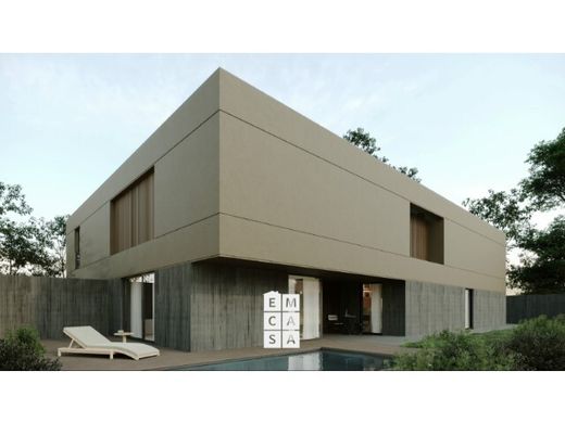 Villa - Santa Maria da Feira, Aveiro