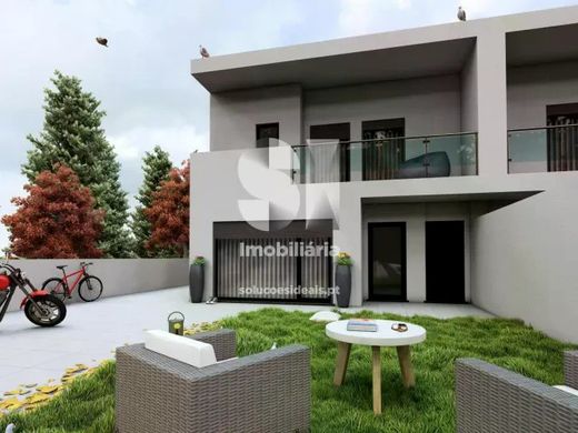 Willa w Oliveirinha, Aveiro