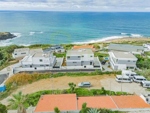 Land in Ericeira, Mafra