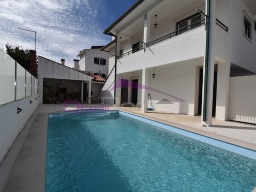 ‏וילה ב  Vila Nova da Barquinha, Distrito de Santarém