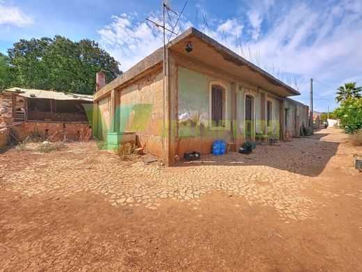 地皮  Mexilhoeira Grande, Portimão