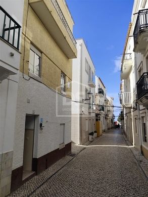 Edificio en Nazaré, Leiria