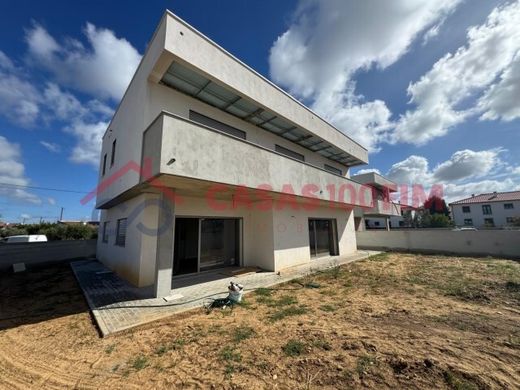 Villa in Batalha, Distrito de Leiria